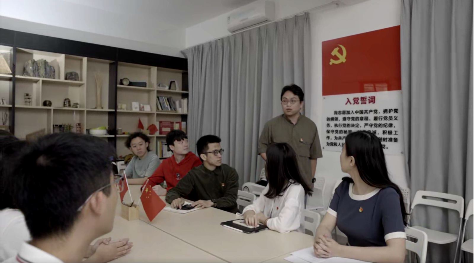 射龙门扑克牌