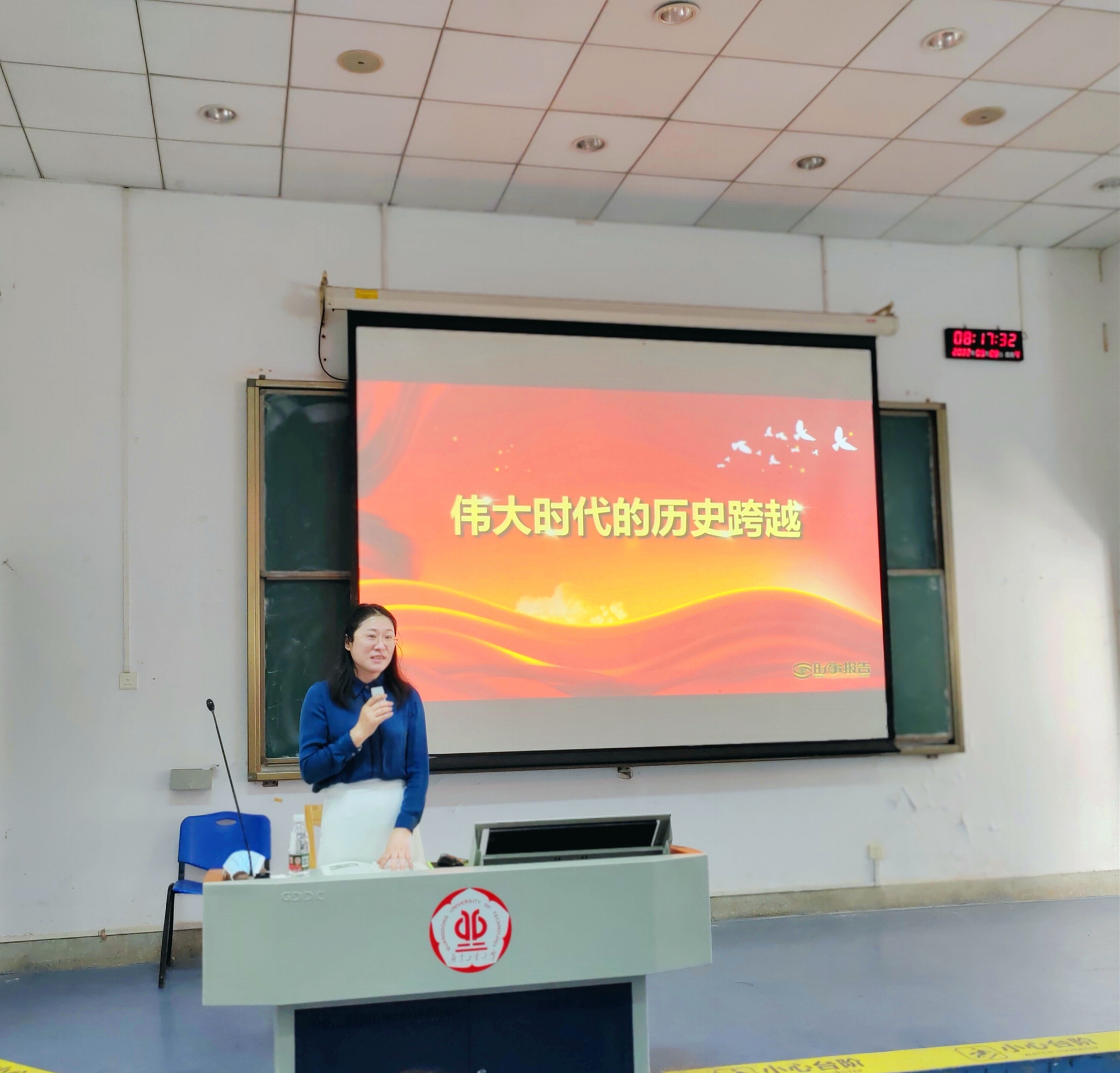 射龙门扑克牌